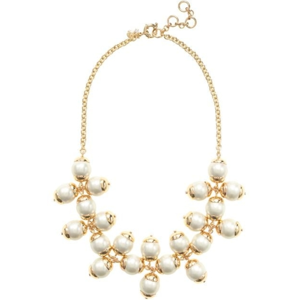 Floating Pearl Elegant Gold and White Pearl Necklace Your Bijoux Box NEW UNUSED